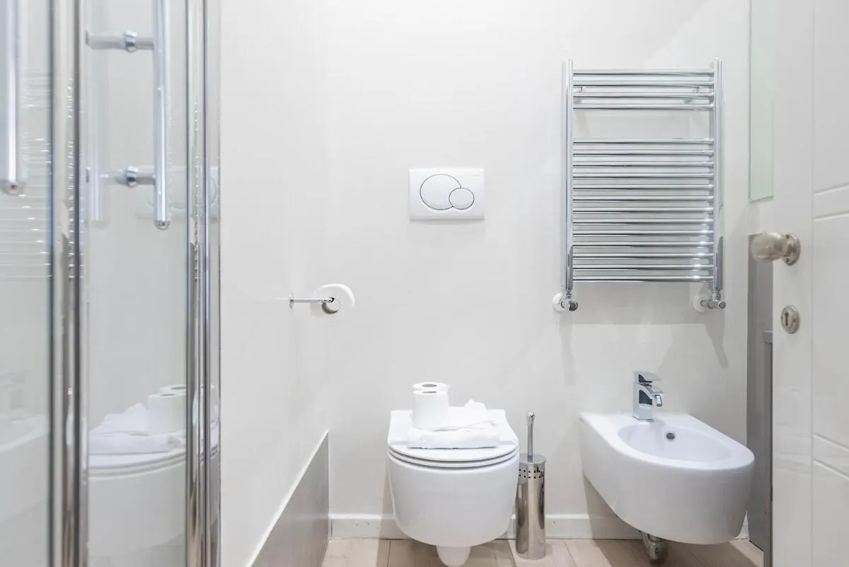 Apartment La Dolce Vita - Elegant Retreat In The Heart Of Rom Italien